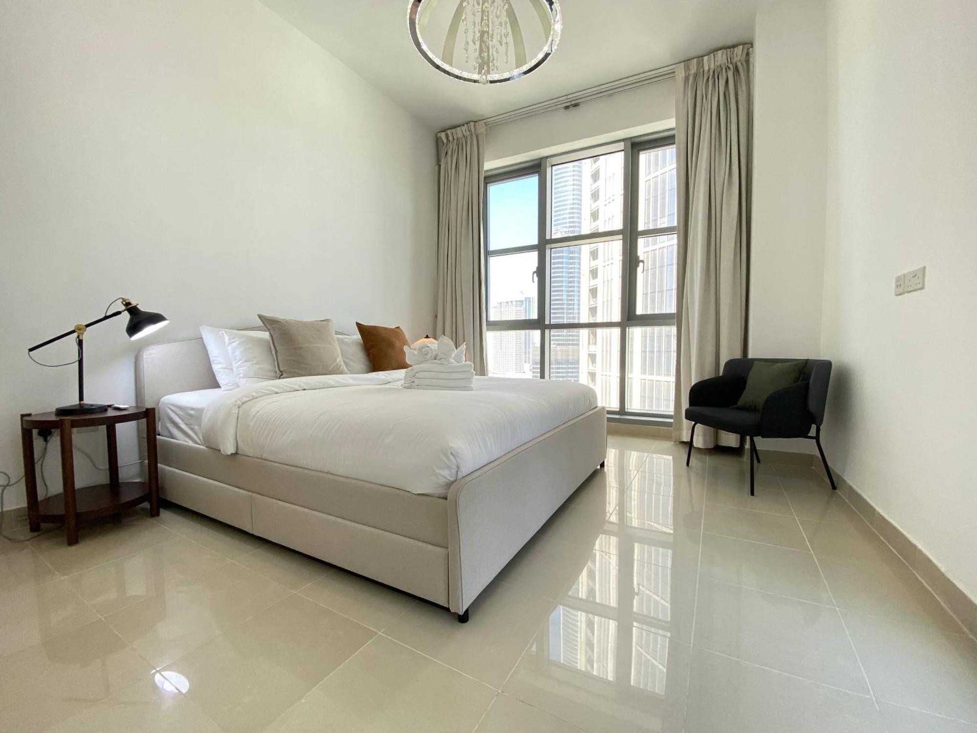 Lux Bnb Standpoint Tower Burj & Fountain Views 迪拜 外观 照片